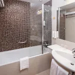 Clarion Congress Hotel 4*