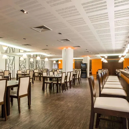 Hotel Clarion Congress 4*