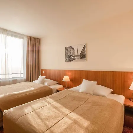 Clarion Congress Hotel 4*