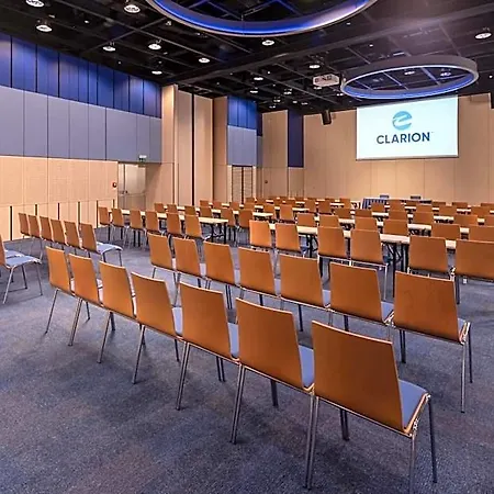Clarion Congress Hotel 4*