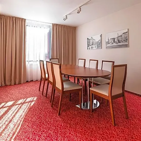 Clarion Congress Hotel