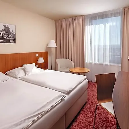Clarion Congress Hotel 4*