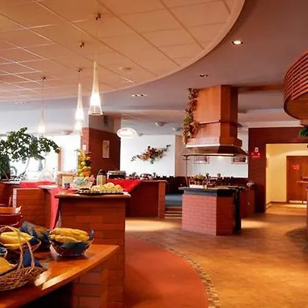 Clarion Congress Hotel 4*