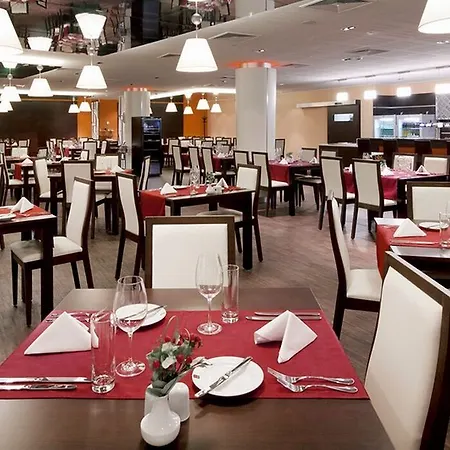 Hotel Clarion Congress 4*